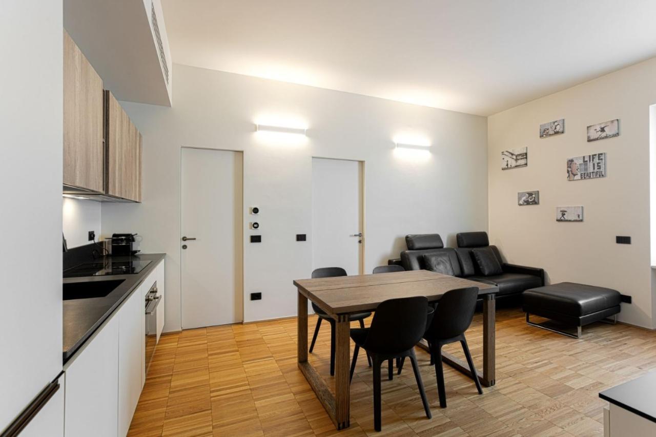 Easylife - Moderno Bilocale In Zona Porta Romana Milan Bagian luar foto